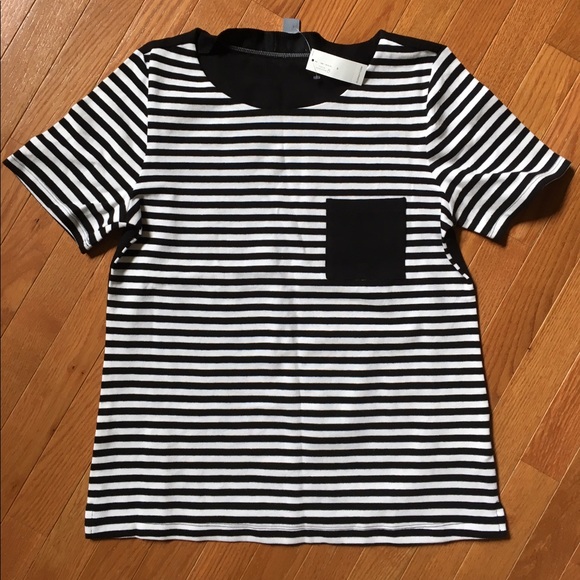 Old Navy Tops - Striped old navy tee
