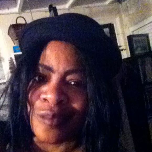 Meet your Posher, Joyce - Picture 1 of 1