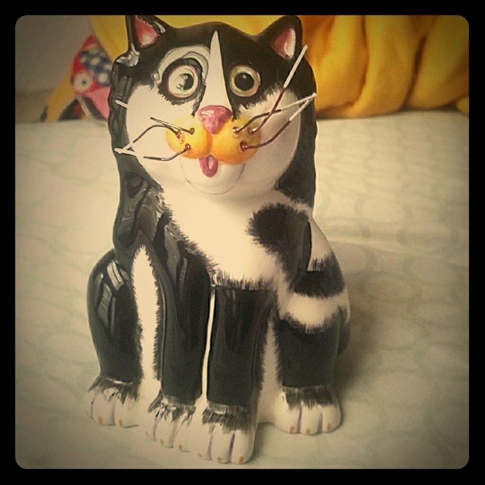 Cute Cat Bank