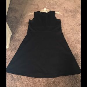 Black sleeveless dress