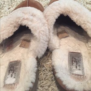 UGG Shoes - UGG Australia Slippers UGG Shoes - UGG Australia Slippers