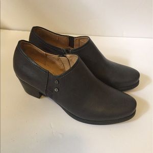 Naturalizer Koop ankle boots size 8