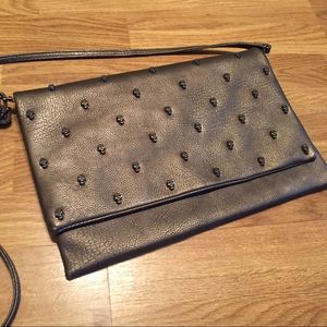 Large Bronze Skull Clutch