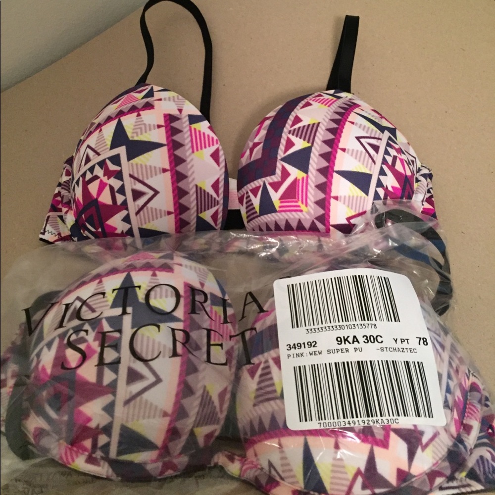 2 Victoria's Secret Super Push-Up Bras size 30c.