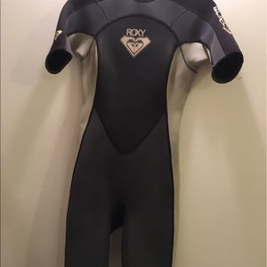 Roxy spring suit