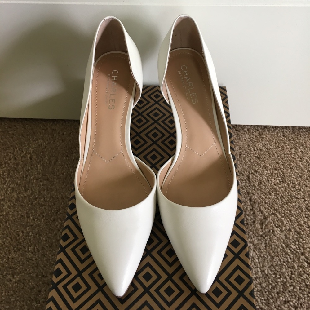 Size 7.5 White Leather Pumps NWOT