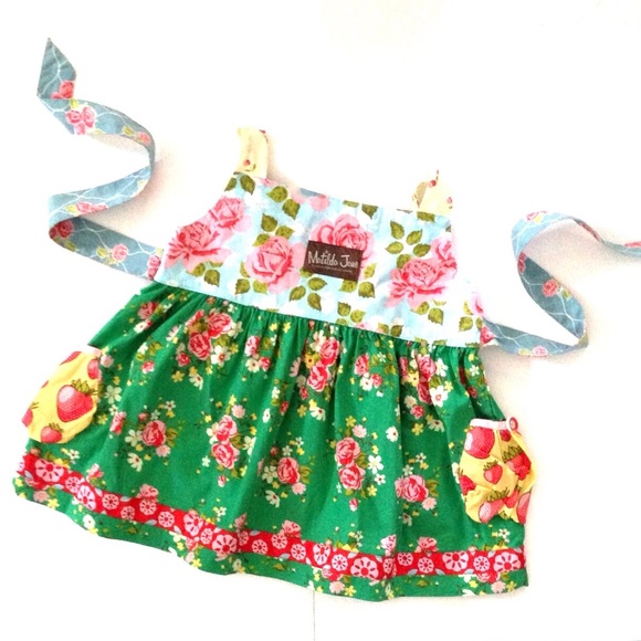 Matilda Jane Good Hart Strawberry Knot Top - Picture 3 of 7