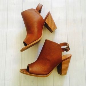 LC Lauren Conrad Women's Peep-Toe Booties