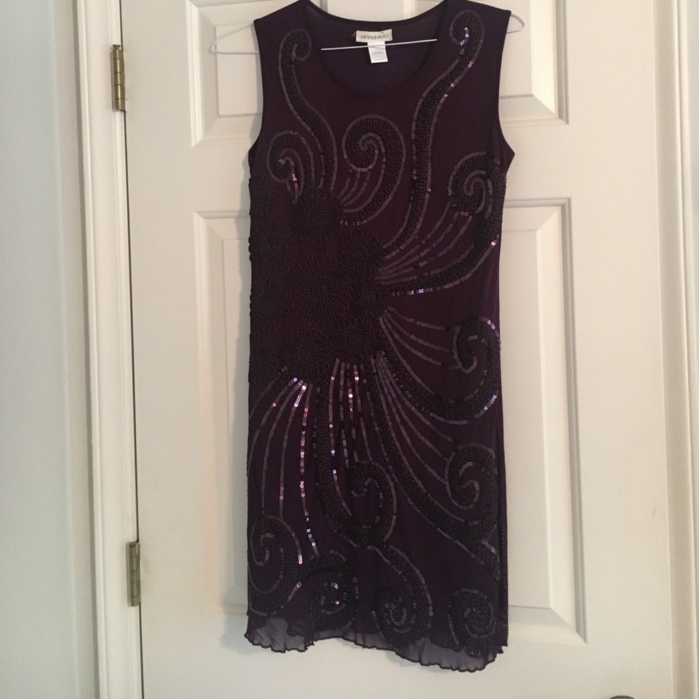 20's style purple dress