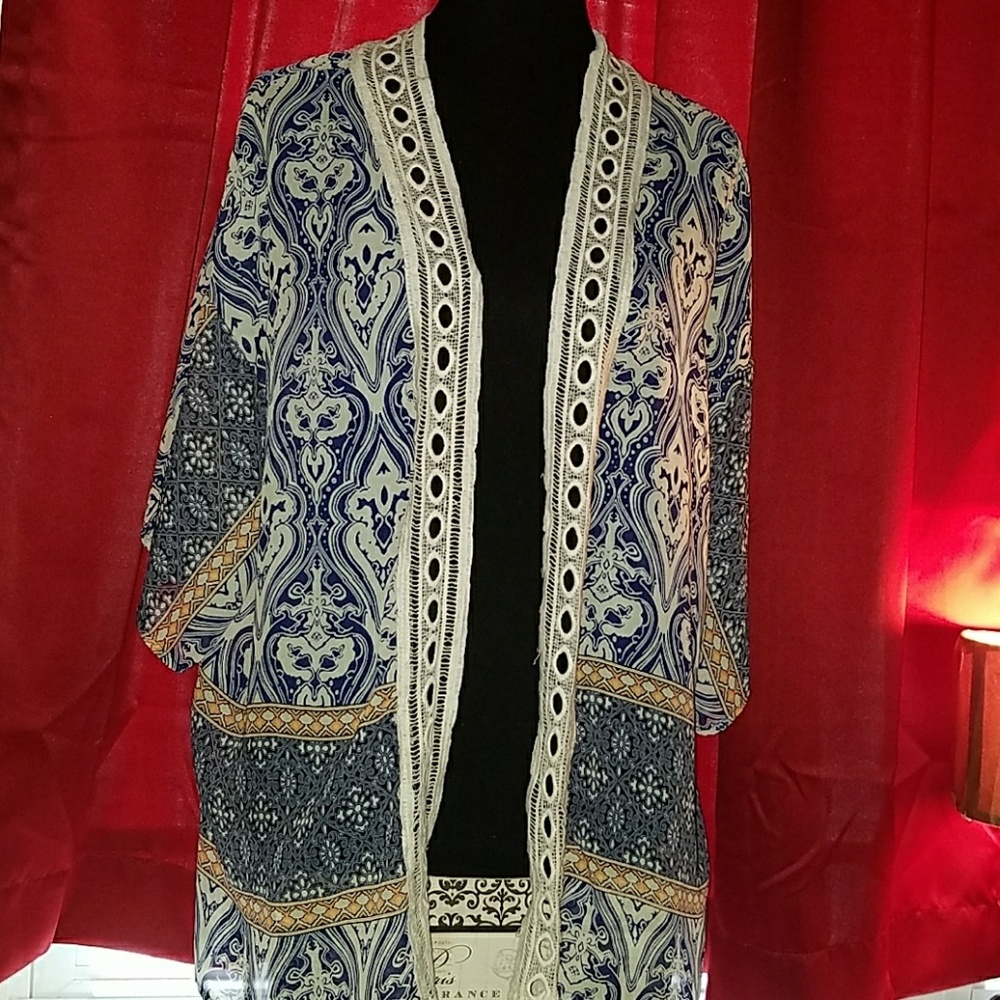 ♥Charlotte Russe Top♥