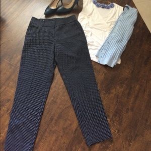 Patterned navy and white crop pants