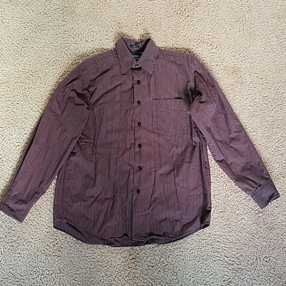 Van Huesen button up shirt