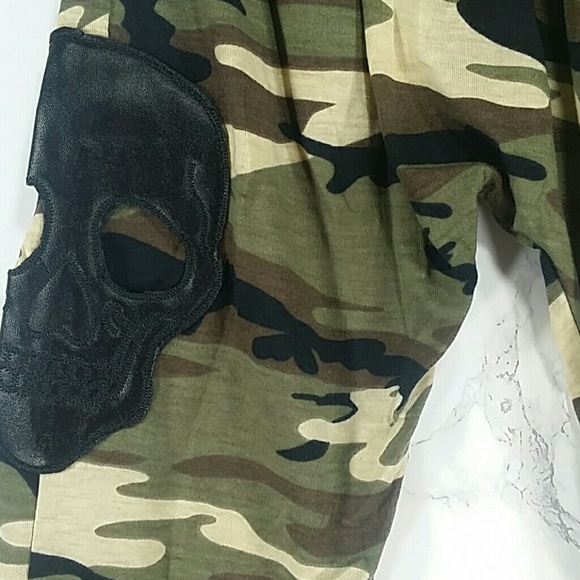 SALE***Skull Camouflage joggers pants. Kids :) - Picture 3 of 4