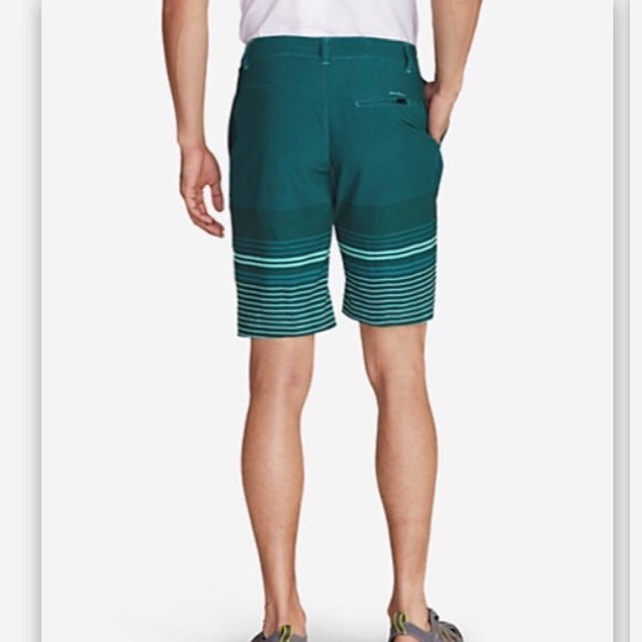 NWOT EDDIE BAUER MENS AMPHIB SHORTS Size 30 - Picture 2 of 8