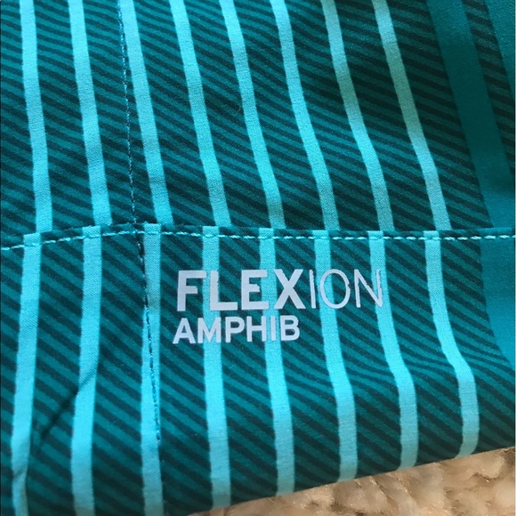 NWOT EDDIE BAUER MENS AMPHIB SHORTS Size 30 - Picture 8 of 8