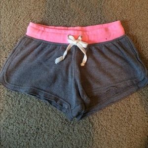 Grey and pink short-shorts