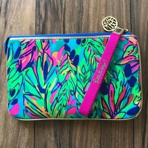 Lilly Pulitzer tropical clutch 🌴🌺
