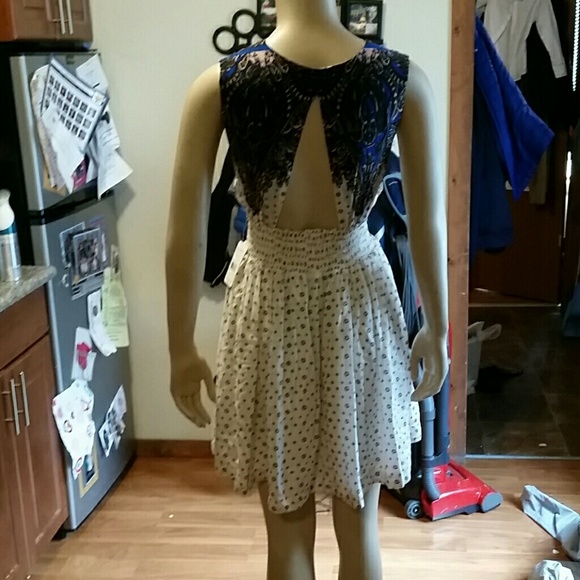 Ivory Walking Through MY Dreams Combo Dress M NWT - Picture 5 of 6