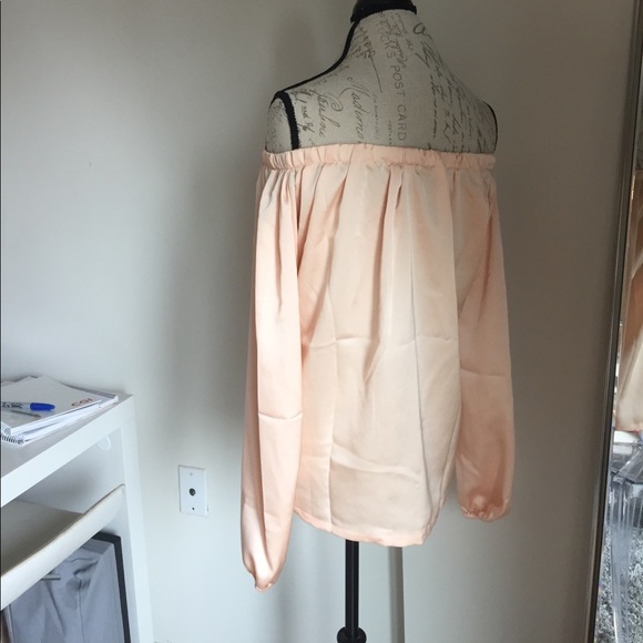 Nasty Gal cream silk off the shoulder top - Picture 2 of 3