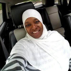 Meet your Posher, Shirley