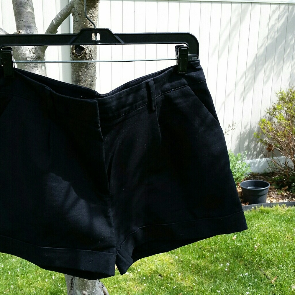 H&M Black Cuffed Cotton Shorts