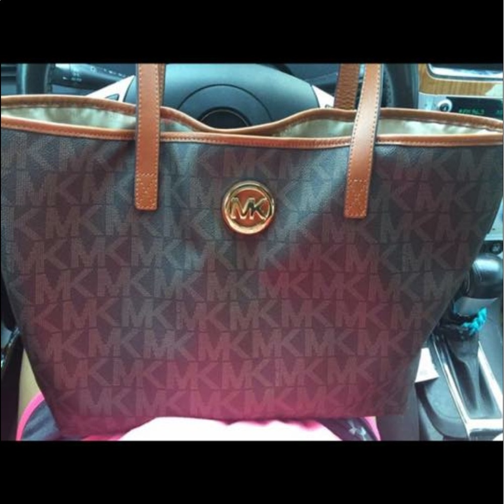 MK purse