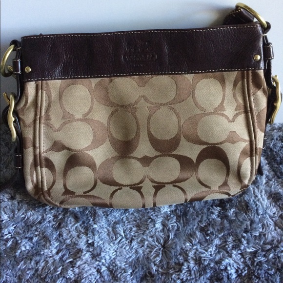 Coach CC purse - Picture 2 of 5