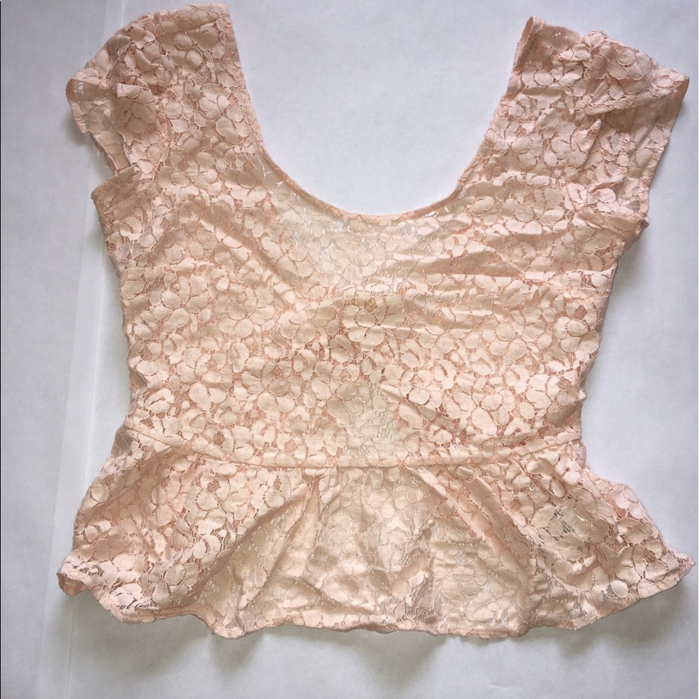 NWOT | Lace Crop Top