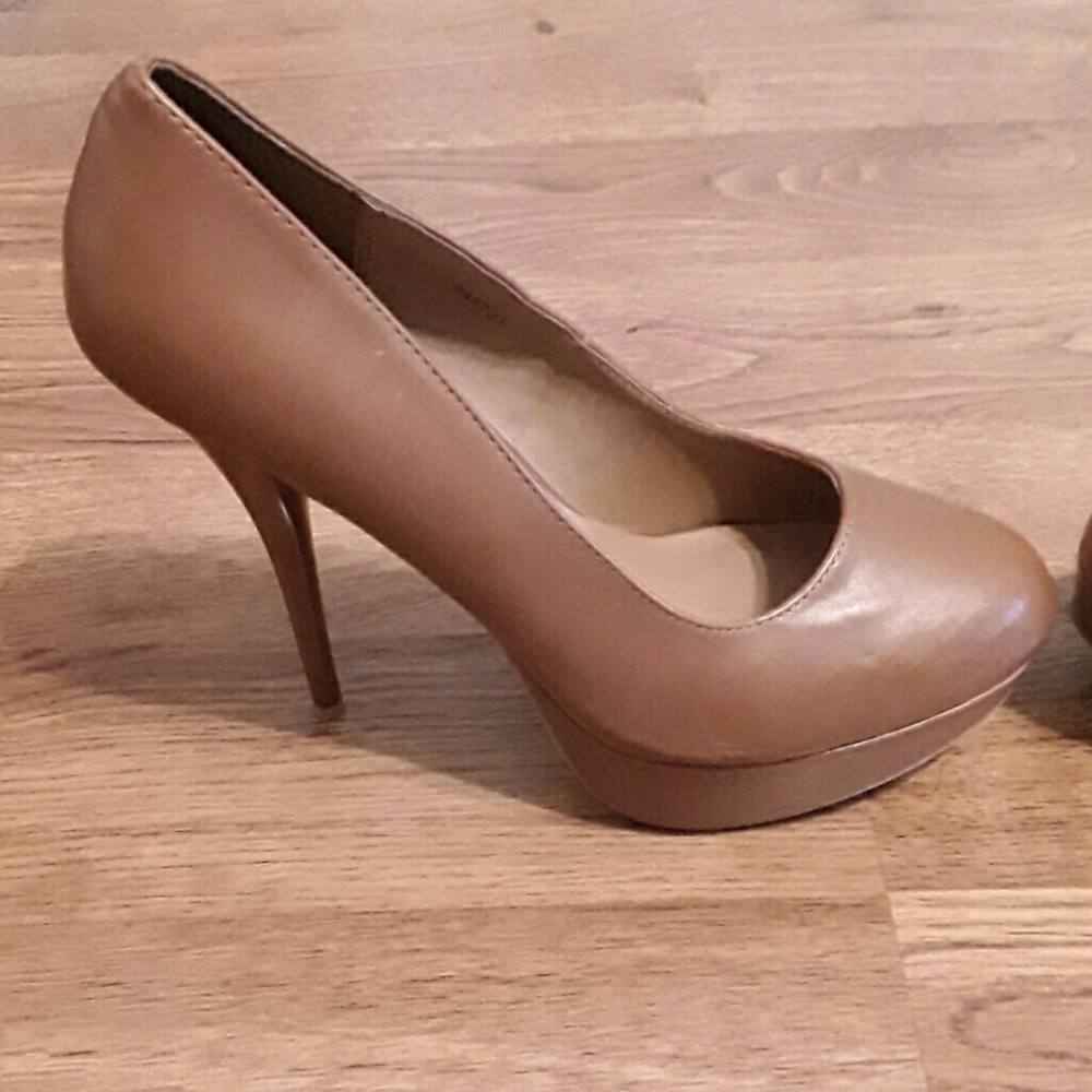 Platform heels - Picture 3 of 4