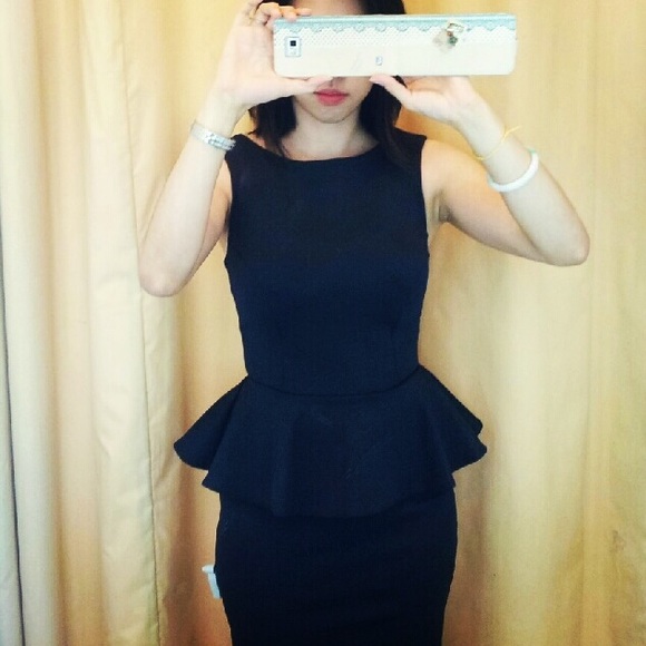 2010 Y2K Topshop Scuba Peplum LBD - Picture 4 of 6