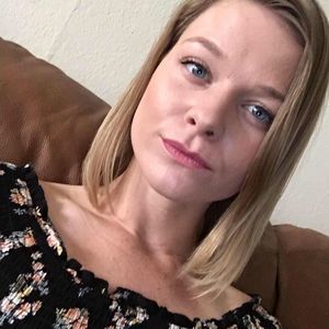 Meet your Posher, Stacy