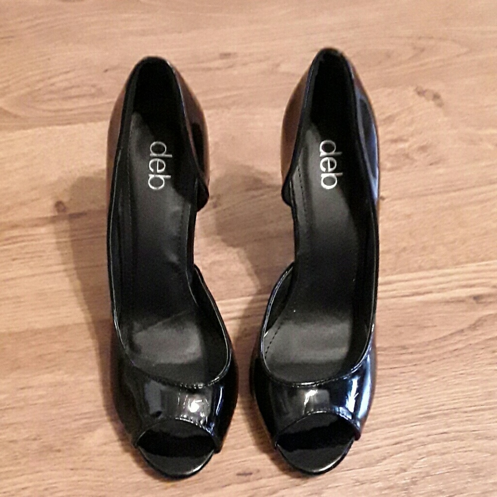 Peep toe heels