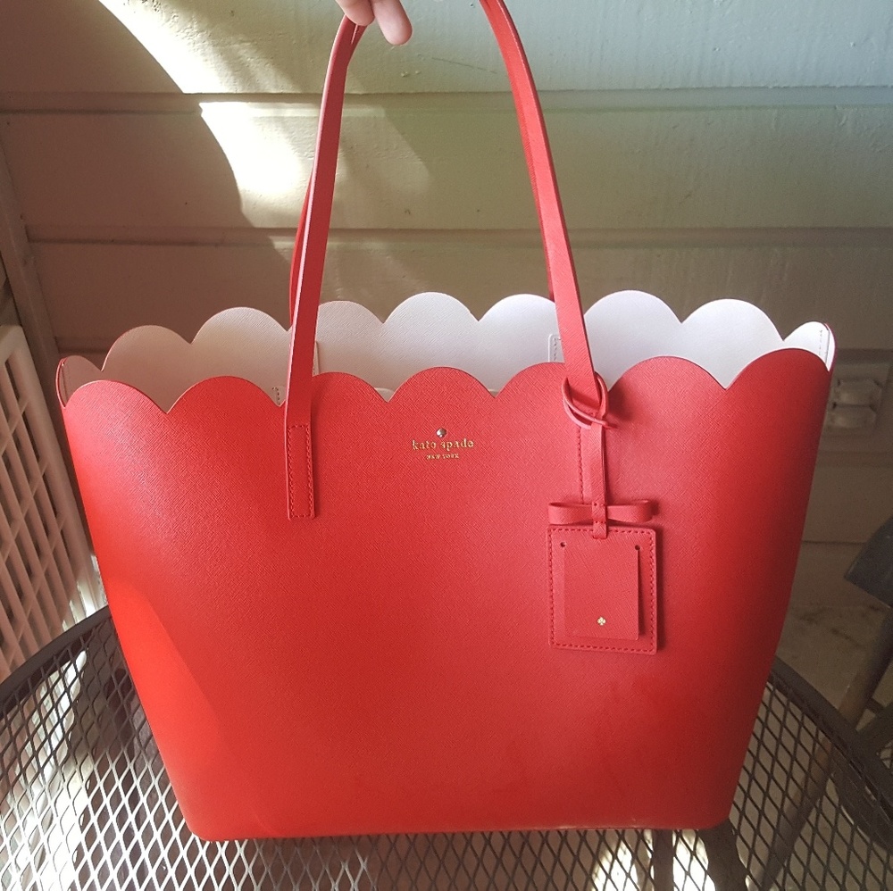 💖HUGE SALE💖 kate spade lily avenue carrigan tote