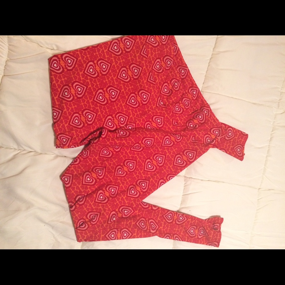 Lularoe heart print leggings