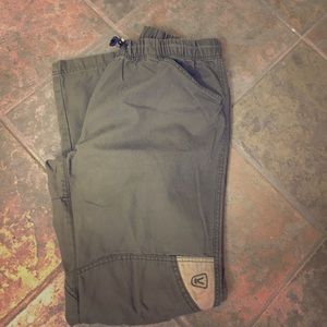 KEEN UTILITY PANTS SZ XL ARMY GREEN