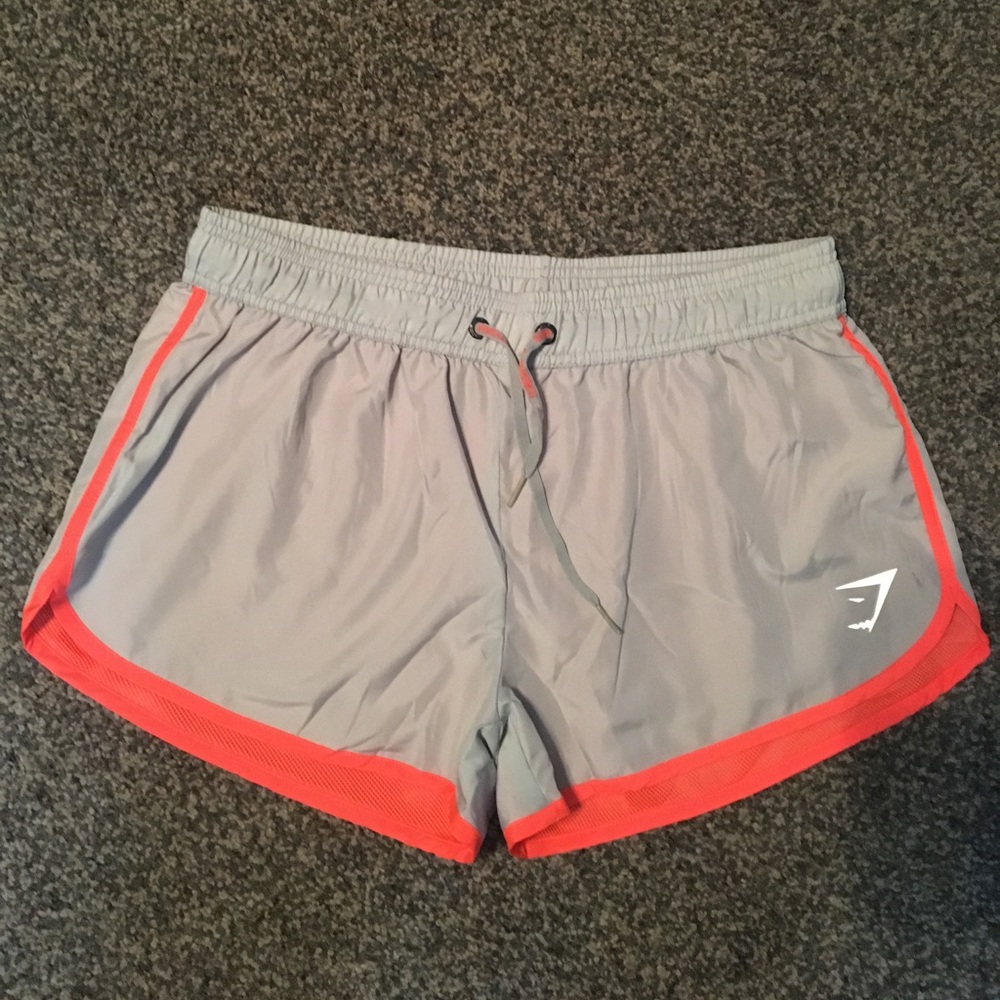 Gymshark shorts L
