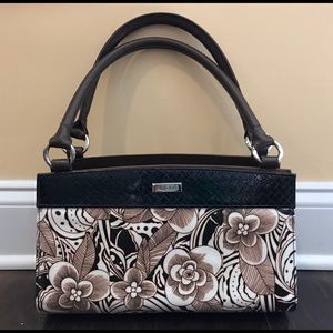 Miche classic shell.