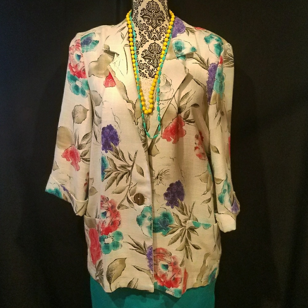 Vintage 1980's floral 3/4 length blazer