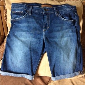 Joe's Jeans Bermuda shorts fit 10/12