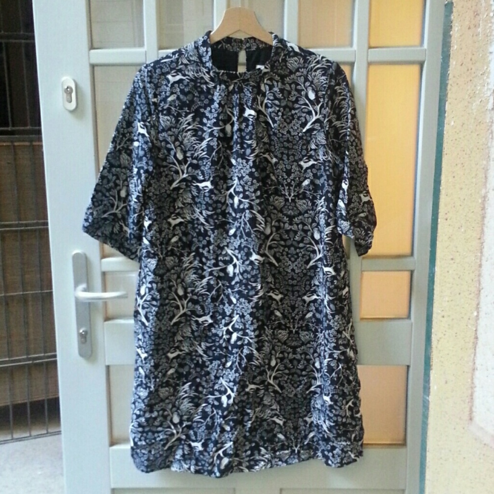 Shift dress with forest pattern!