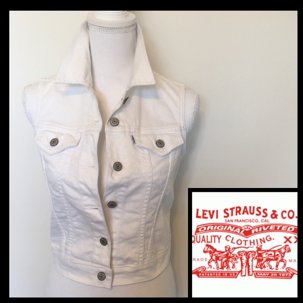 NWOT Levi's White Classic Jean Trucker Vest