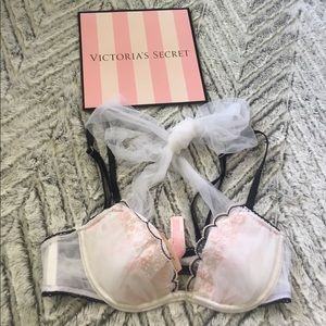 Victoria's Secret bra