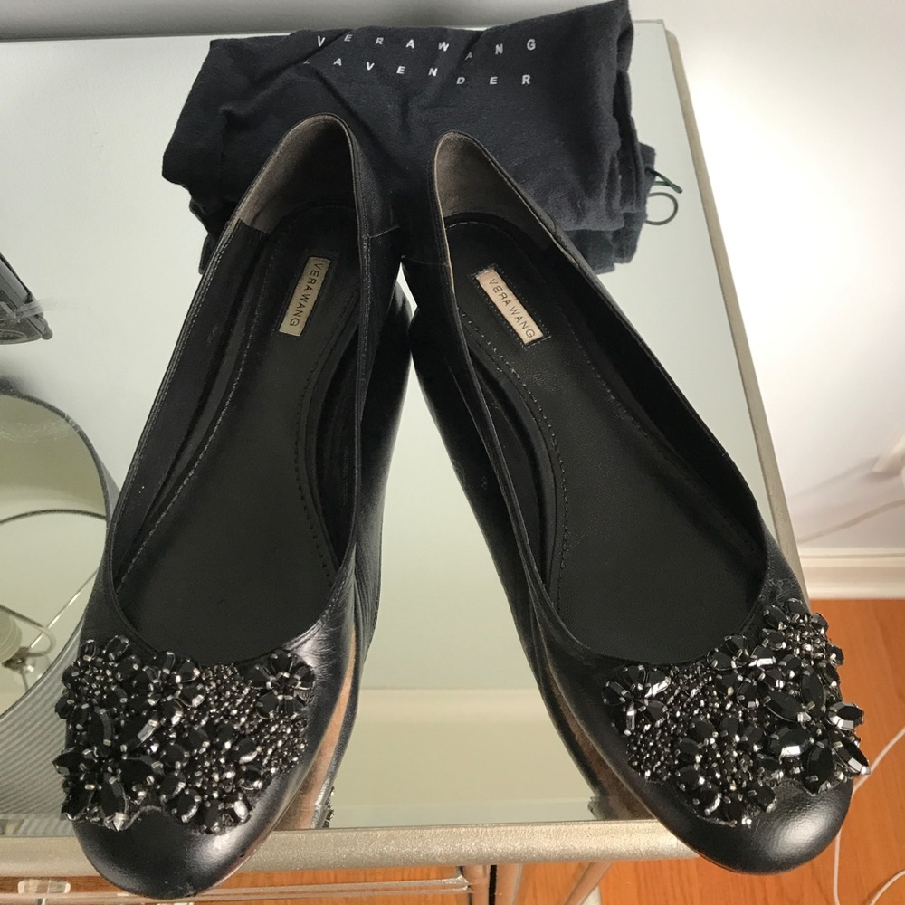 Vera wang lavender black flats