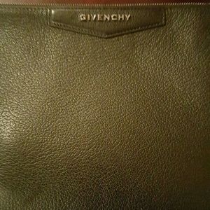 Meet your Posher, Paul