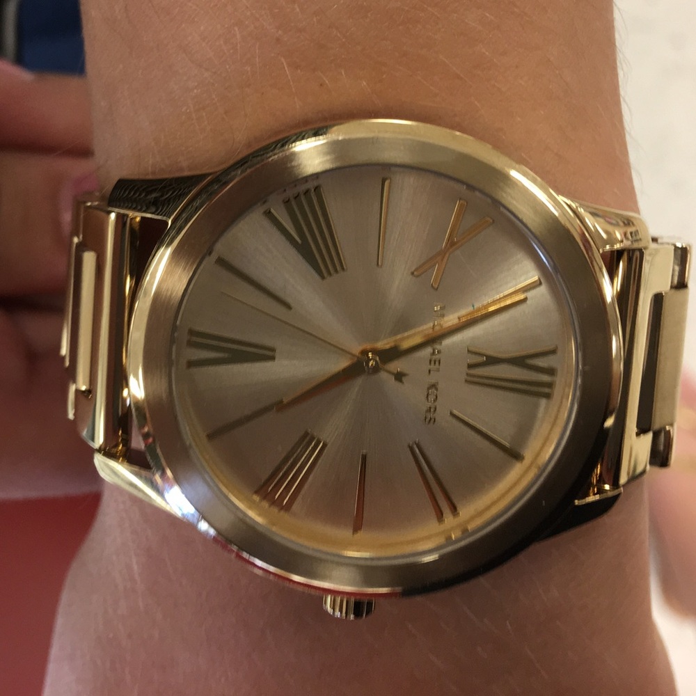 SOLD❌Michael Kors watch matte gold