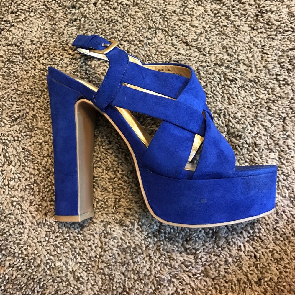 Blue Platforms