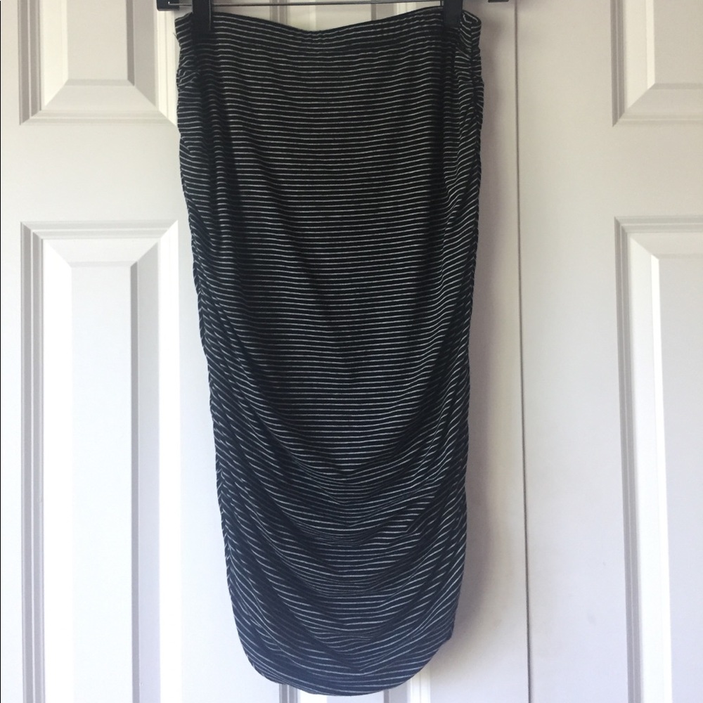 Vince Camuto side ruched midi pencil skirt Small