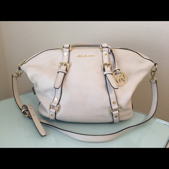 Authentic Michael Kors Pearl leather bag - Picture 2 of 5