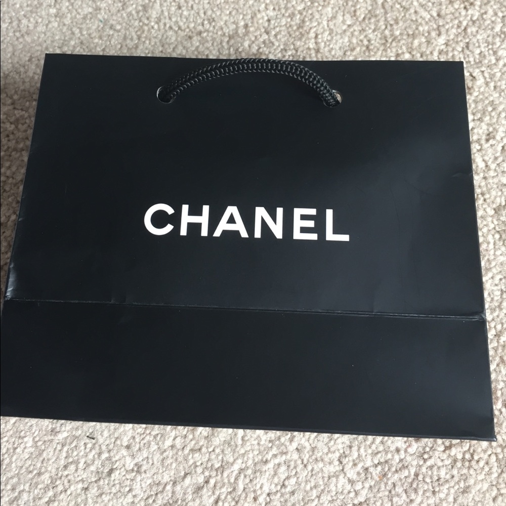 Chanel shopping bag