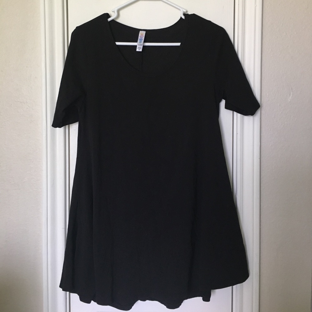 LuLaRoe Perfect Tee